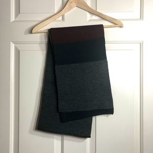 Express Mens Soft Scarf Winter Neutral Striped 72x14 New without Tag Ribbed Knit